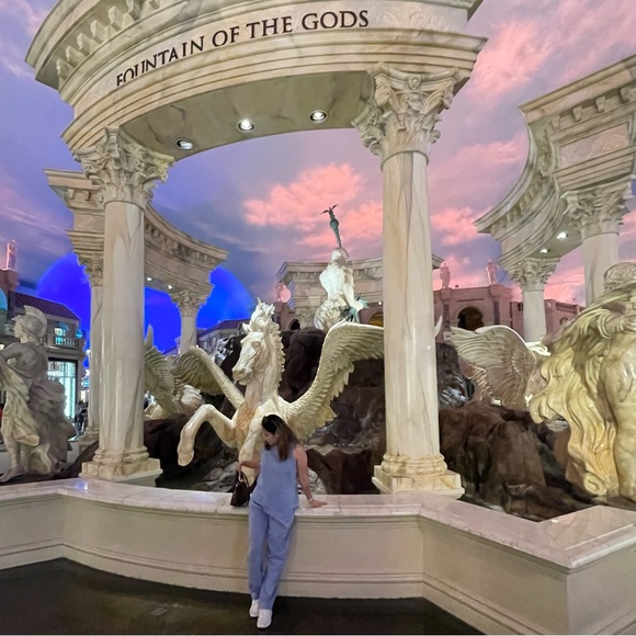 Meet the Posher - Picture 4 of 4